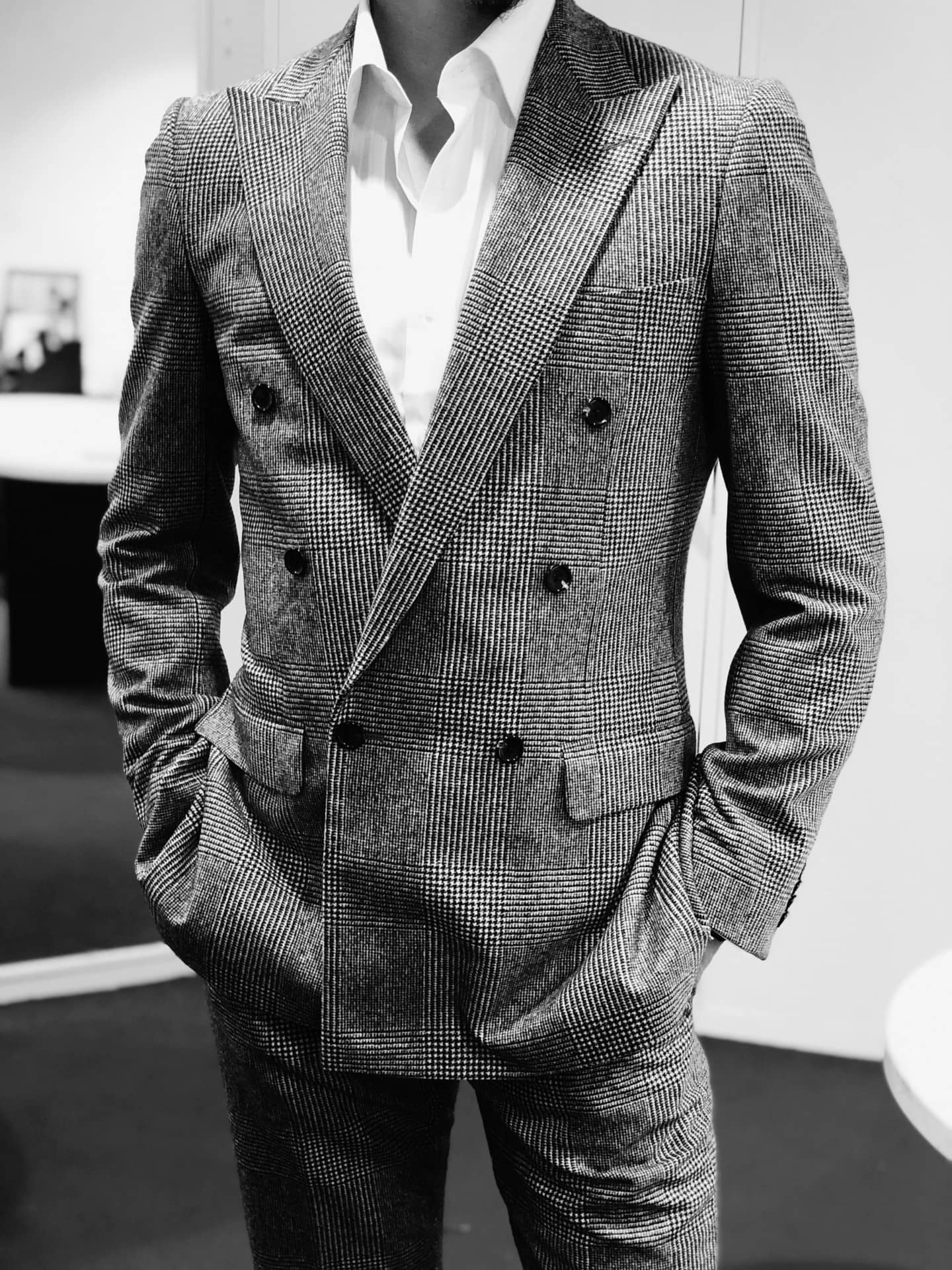 スーツの着用イメージ