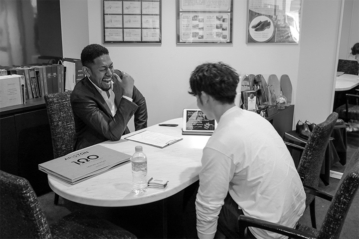 お会計のイメージ(白黒)